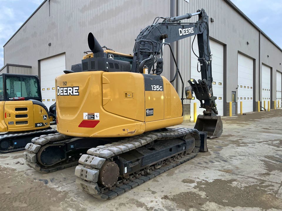John Deere 135G