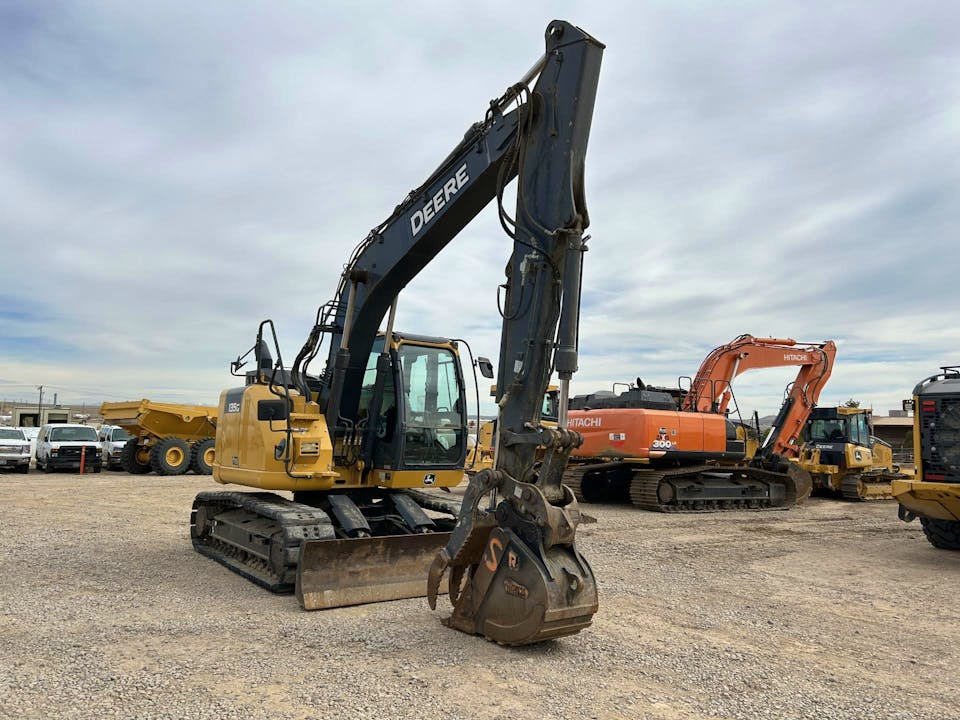 John Deere 135G
