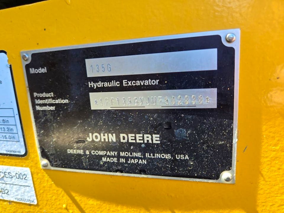 John Deere 135G