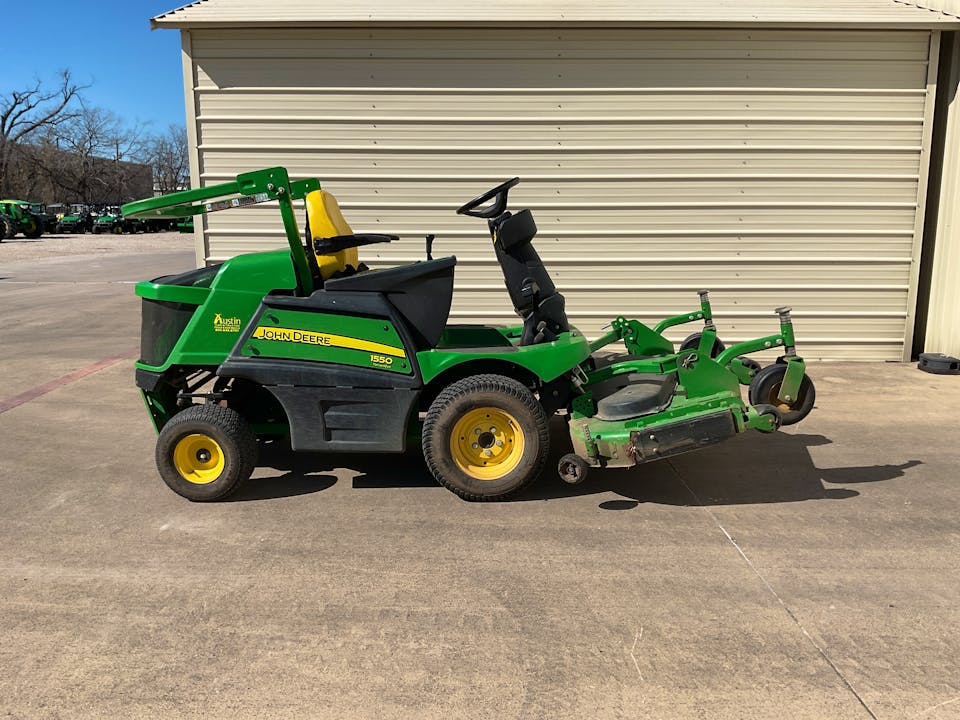John Deere 1550