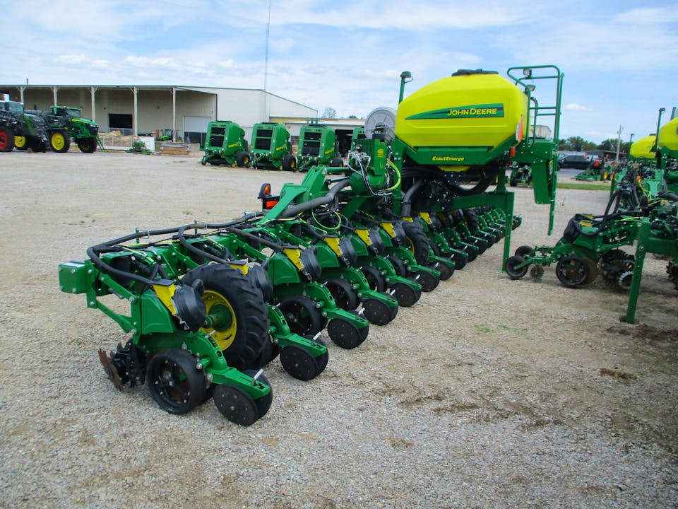 John Deere DR16X