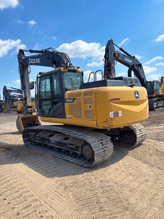 John Deere 200G