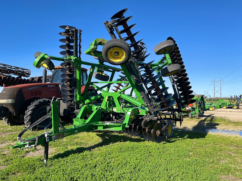 John Deere 2630