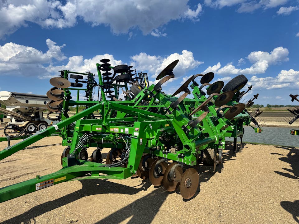 John Deere 2730