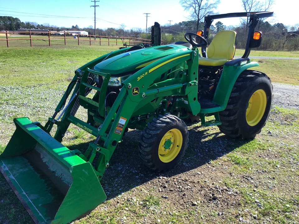 John Deere 3039R