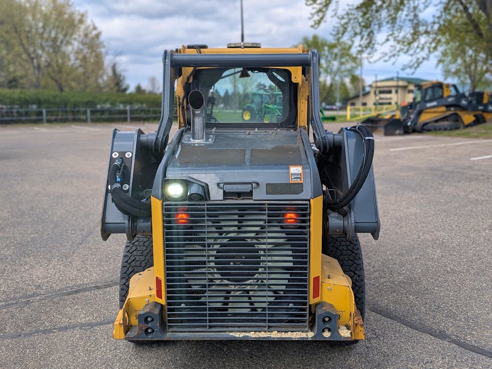 John Deere 324G