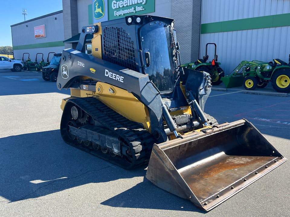 John Deere 331G