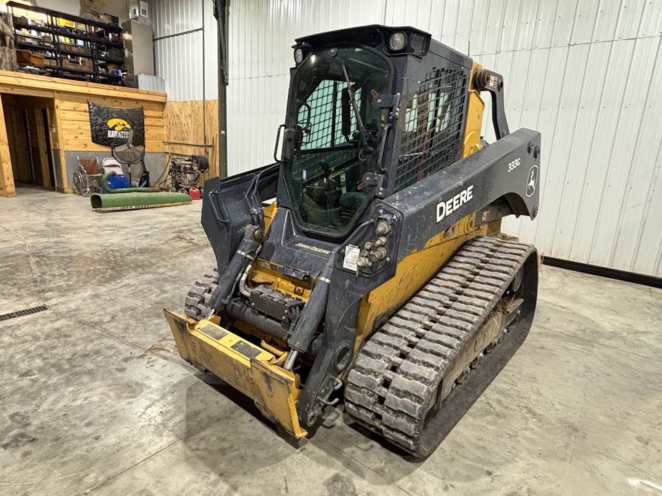 John Deere 333G