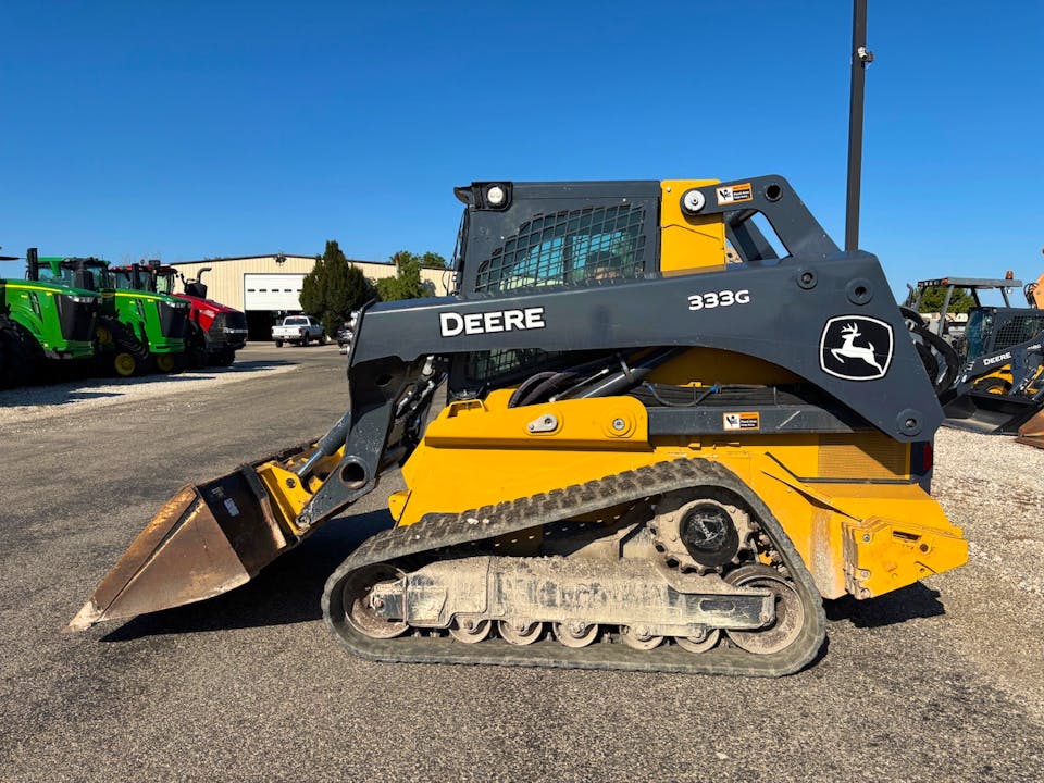 John Deere 333G