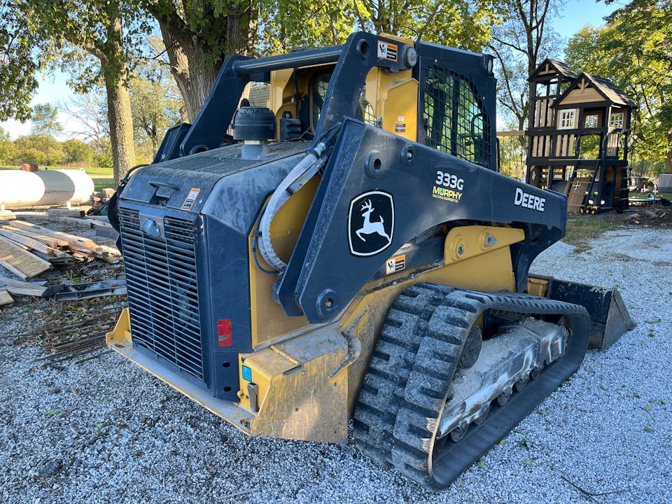 John Deere 333G