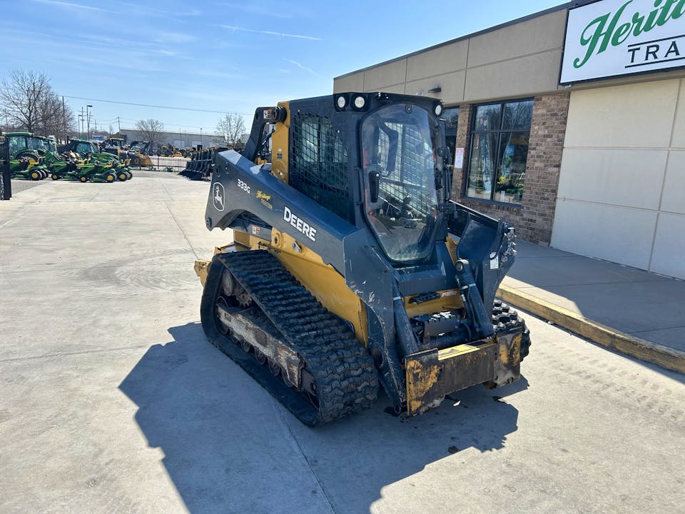 John Deere 333G