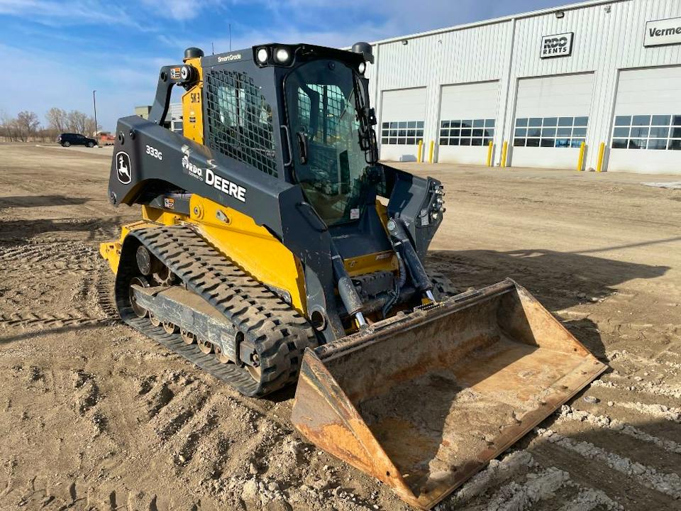 John Deere 333G
