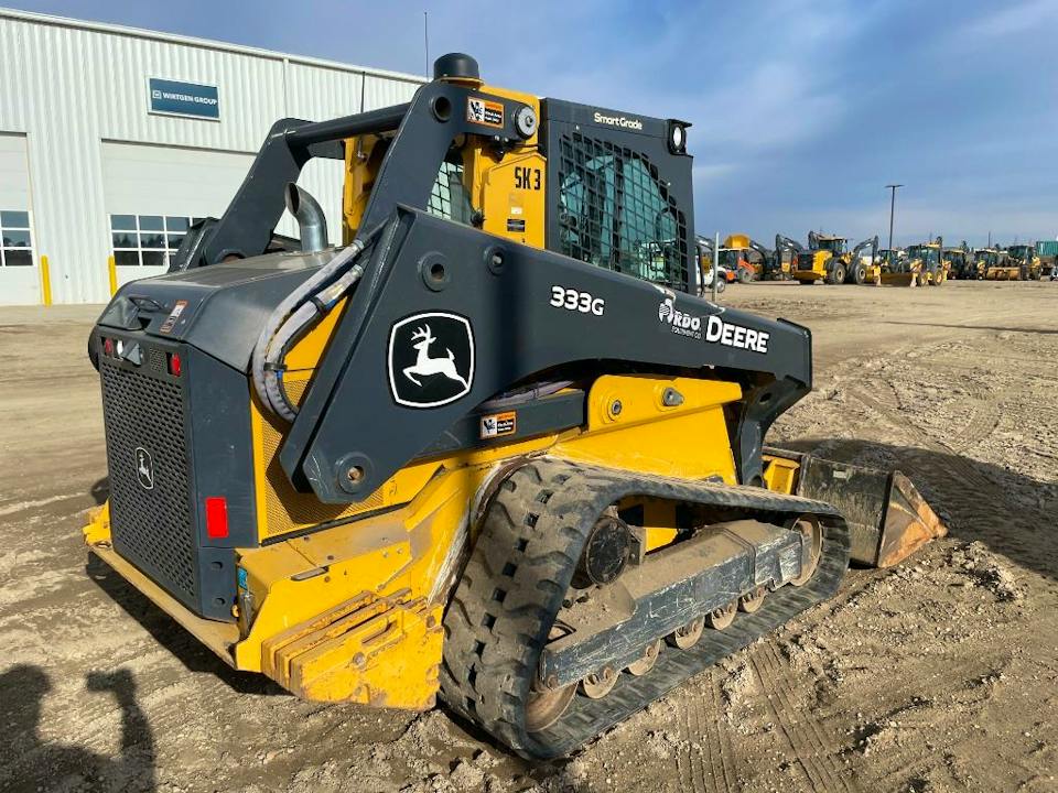 John Deere 333G