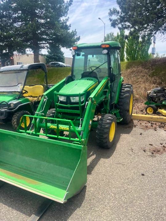 John Deere 4052R