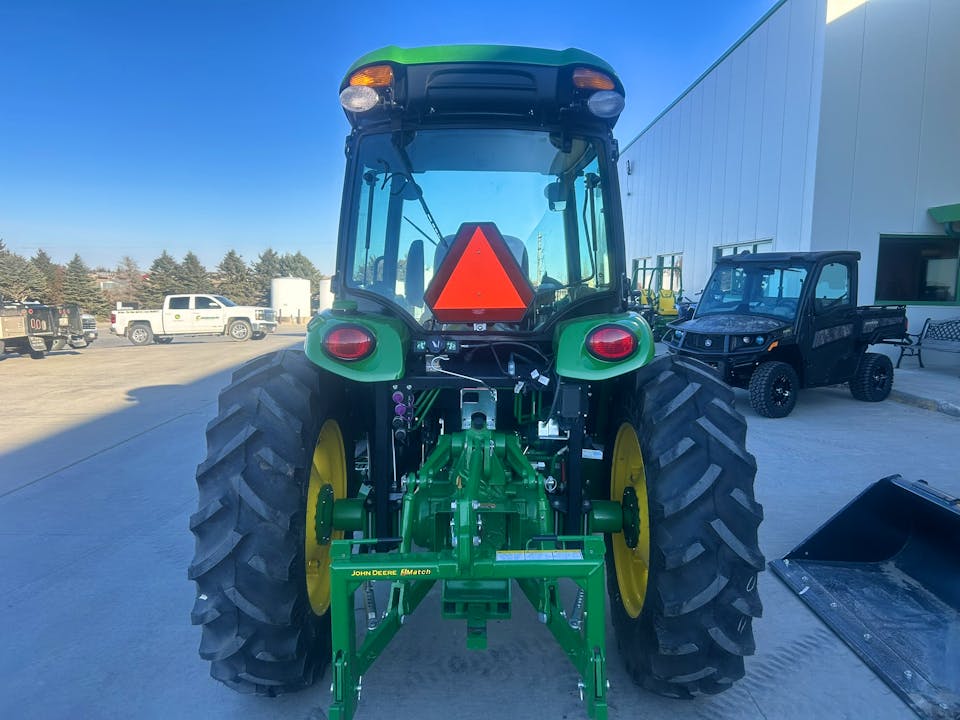 John Deere 4066R