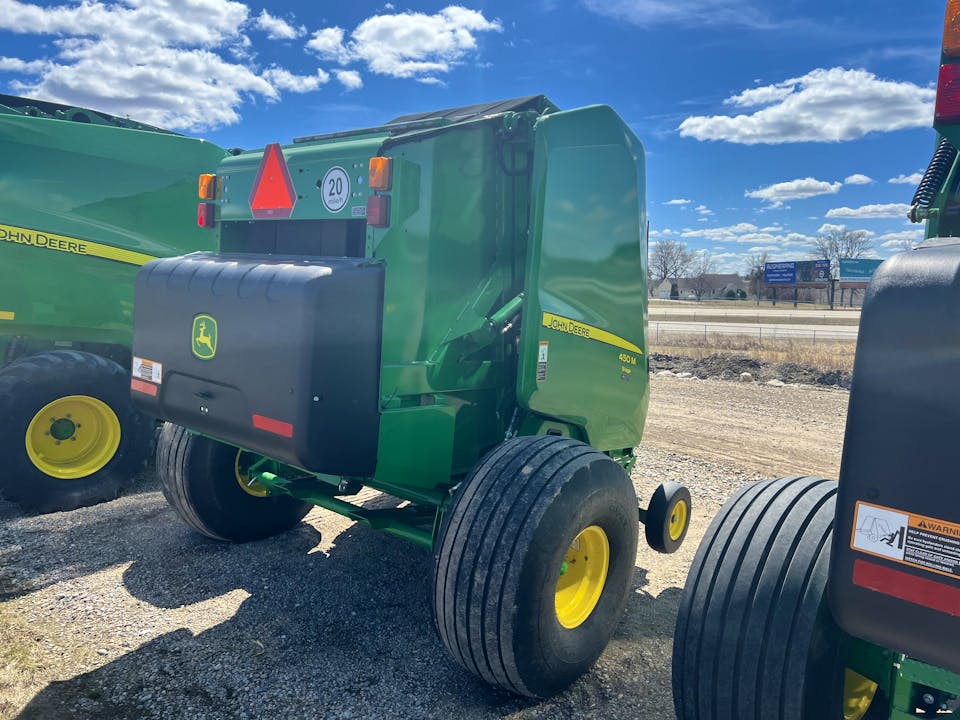 John Deere 450M