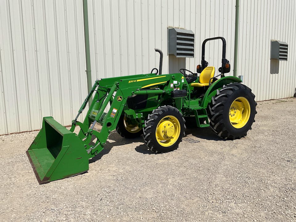 John Deere 5045E