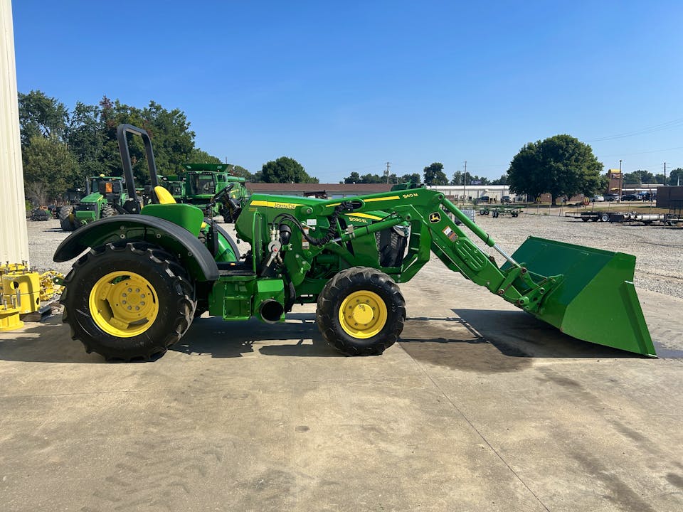 John Deere 5090EL
