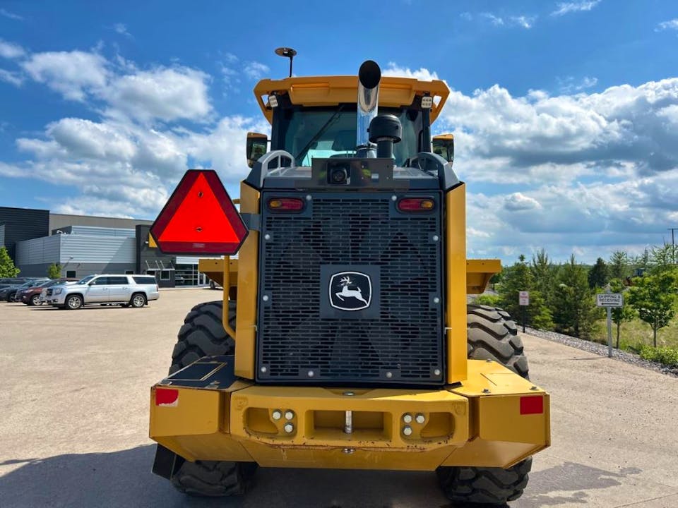 John Deere 524P