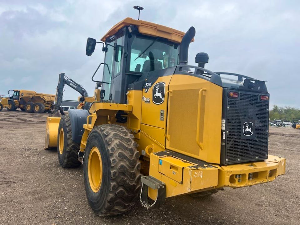 John Deere 524P