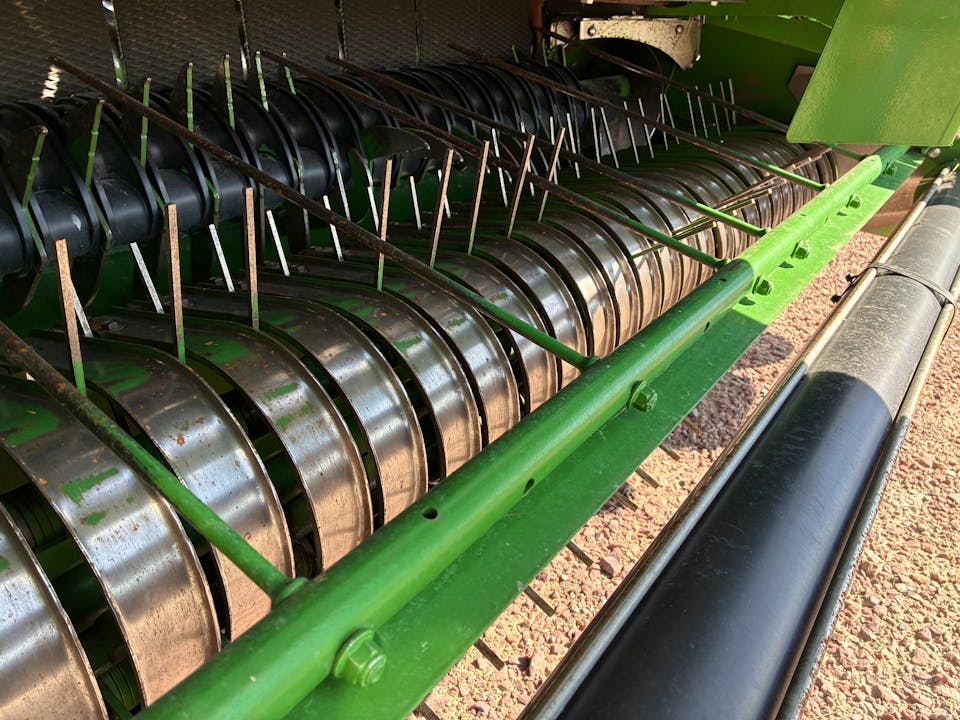 John Deere 560M
