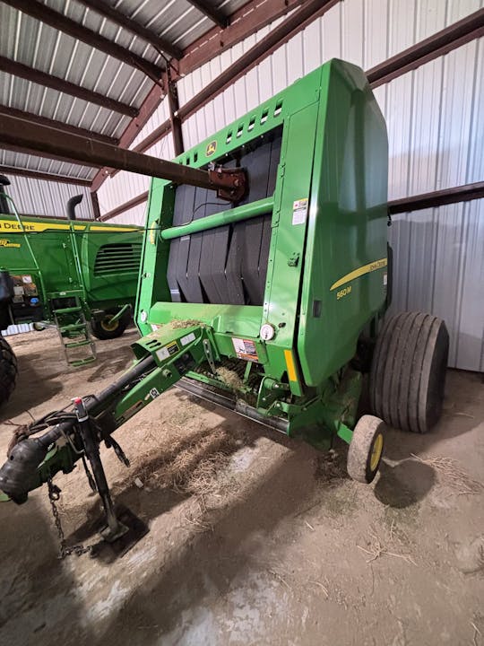 John Deere 560M