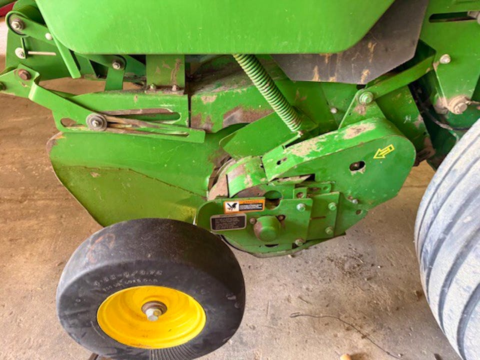 John Deere 560R