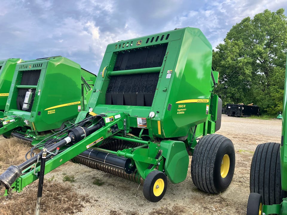 John Deere 560R Precutter