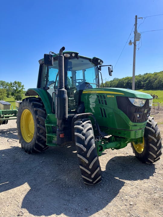 John Deere 6130M