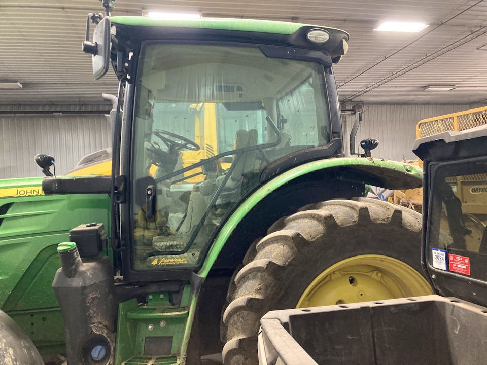 John Deere 6130R