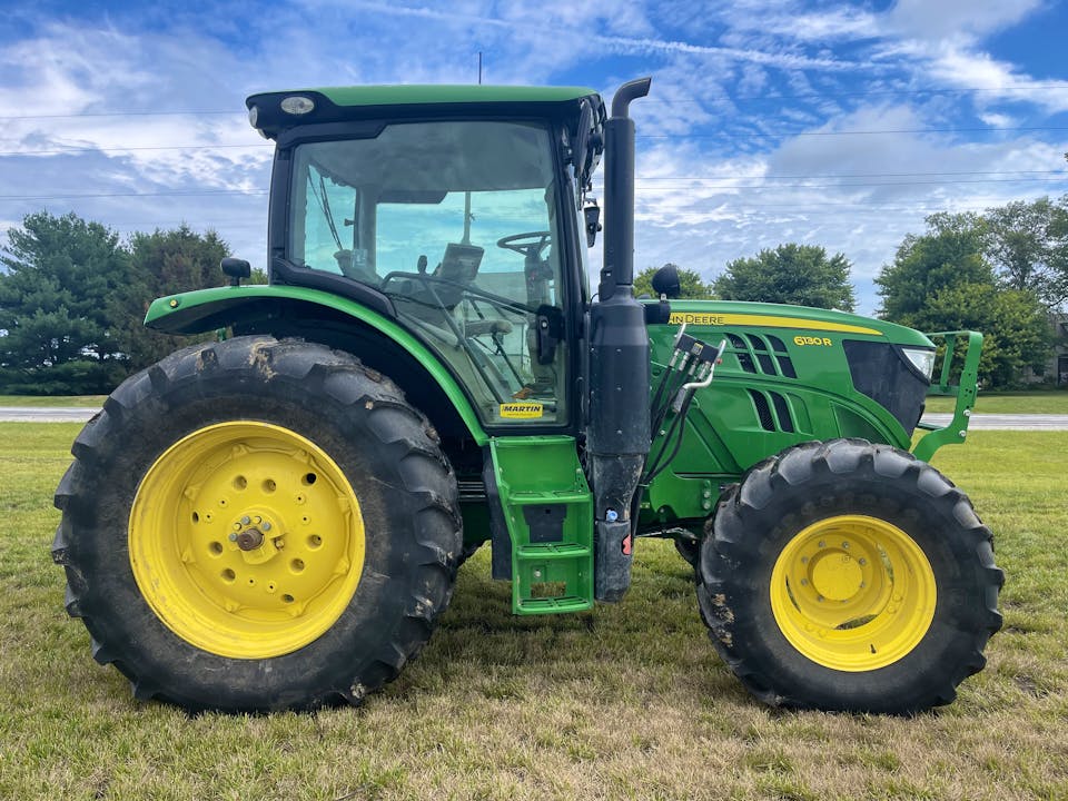 John Deere 6130R