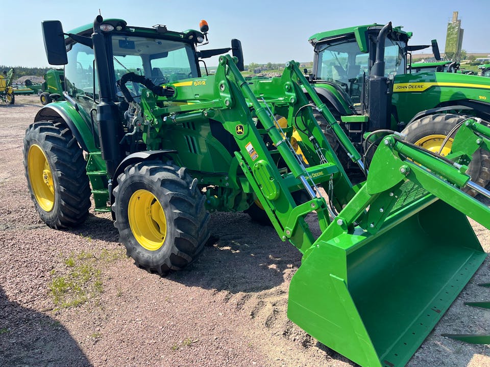 John Deere 6130R