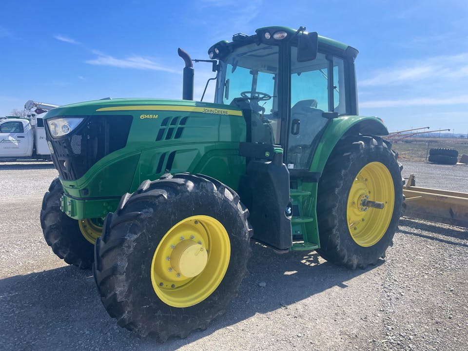 John Deere 6145M
