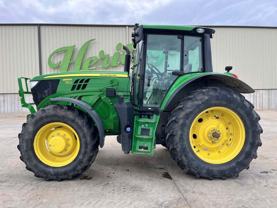 John Deere 6145M