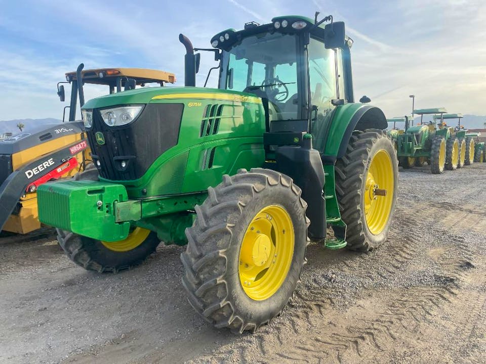 John Deere 6175M