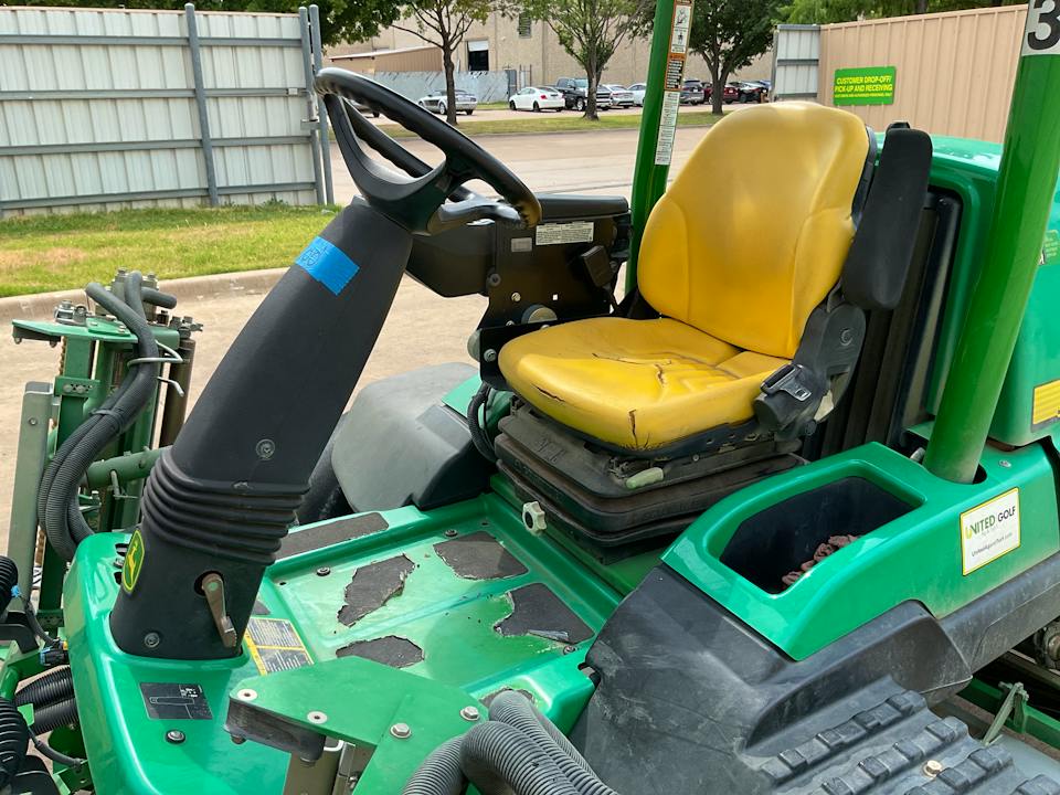 John Deere 6500A