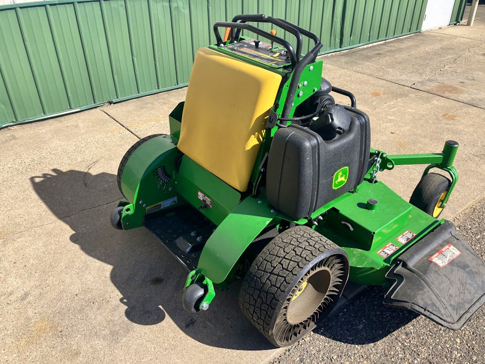 John Deere 661R