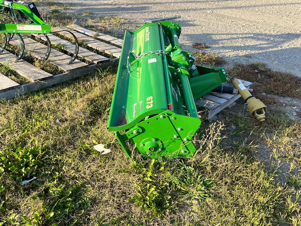 John Deere 673 TILLER