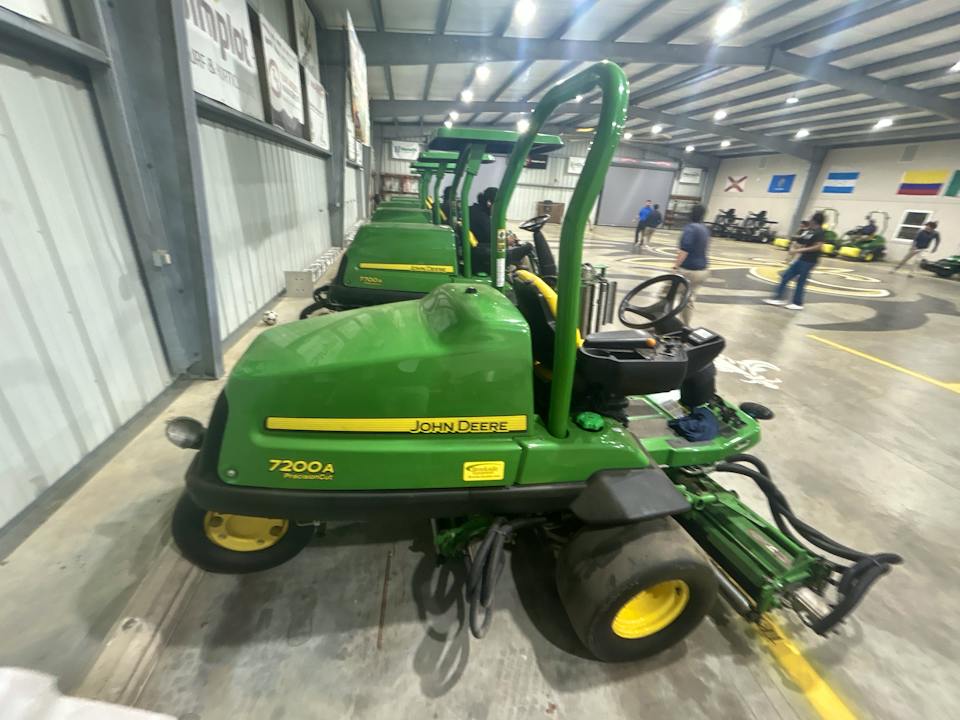 John Deere 7200A