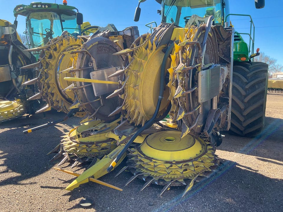 John Deere 772