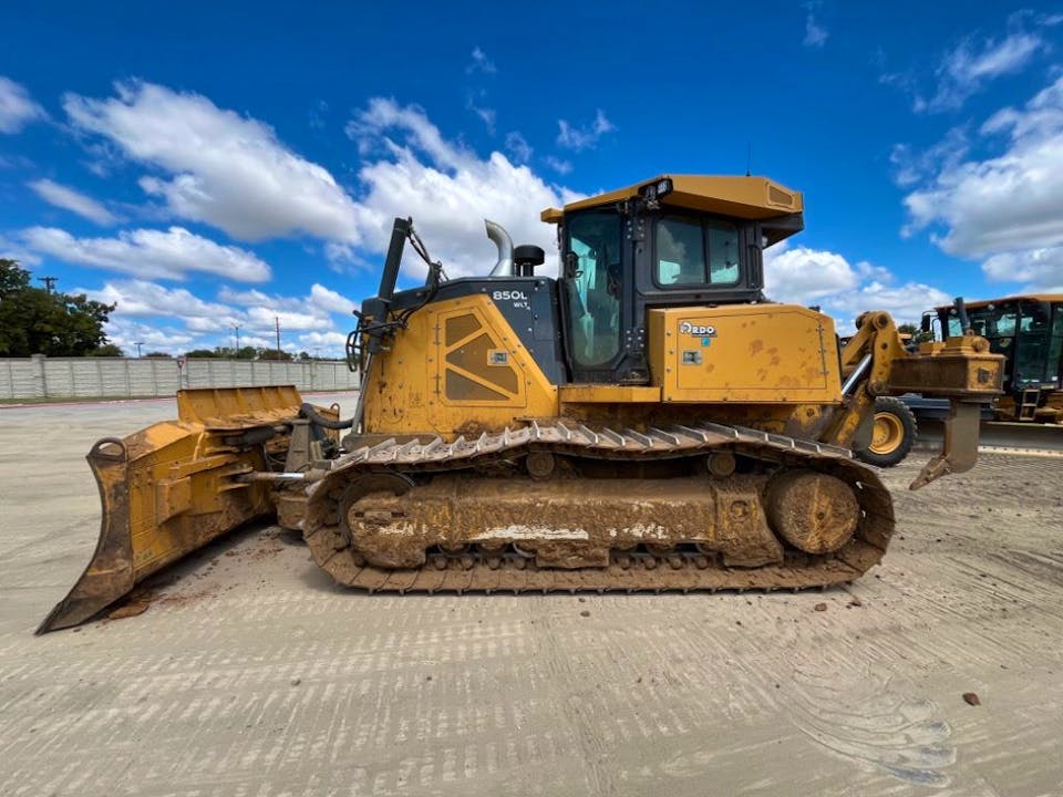 John Deere 850L