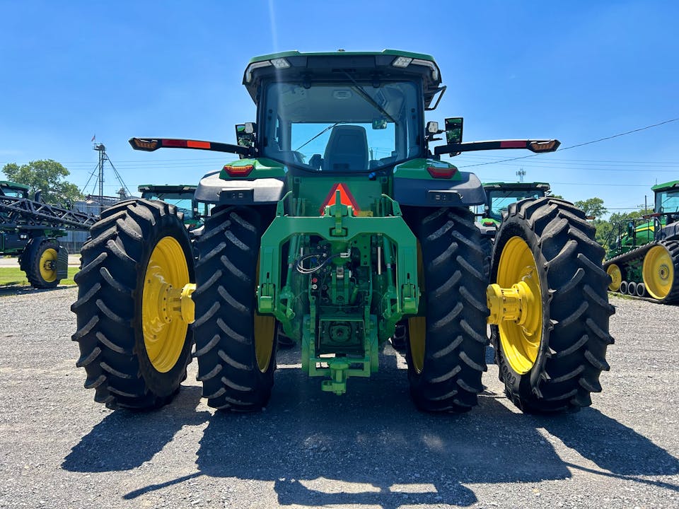 John Deere 8R 250