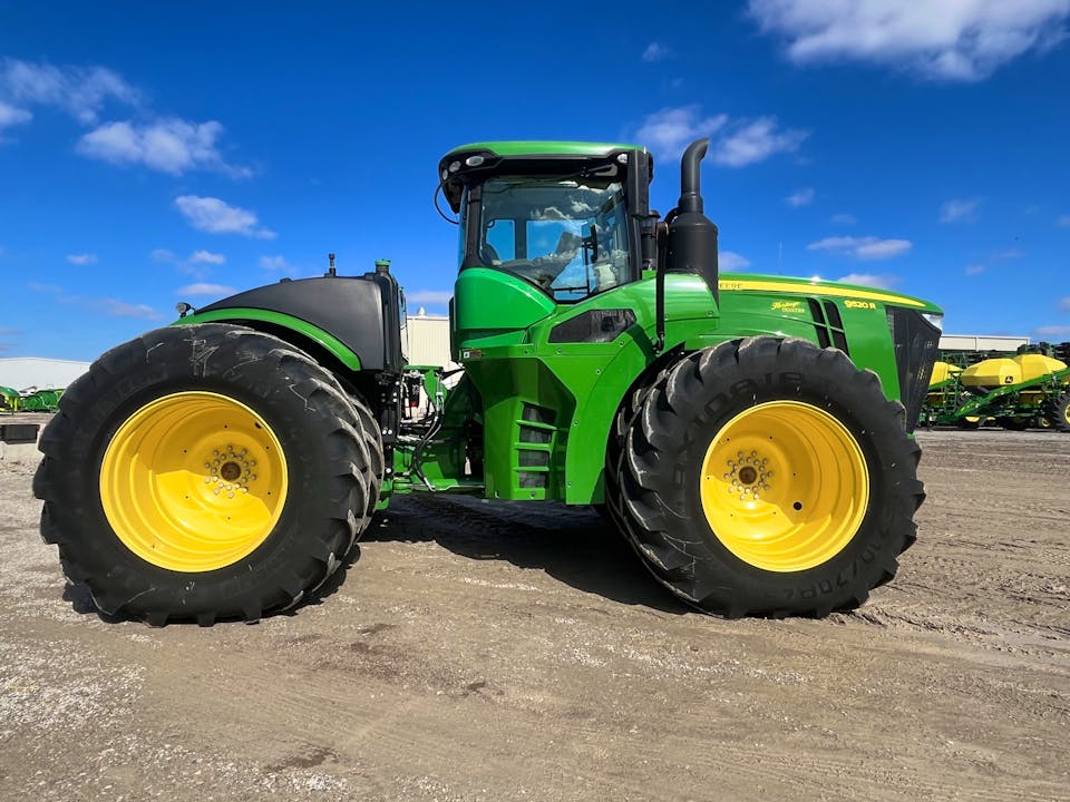 John Deere 9520R