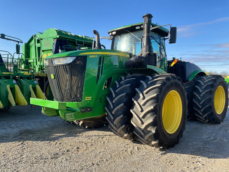 John Deere 9520R