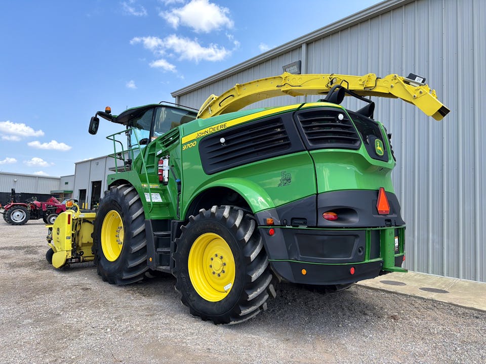 John Deere 9700