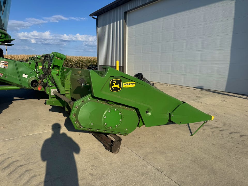 John Deere C12F