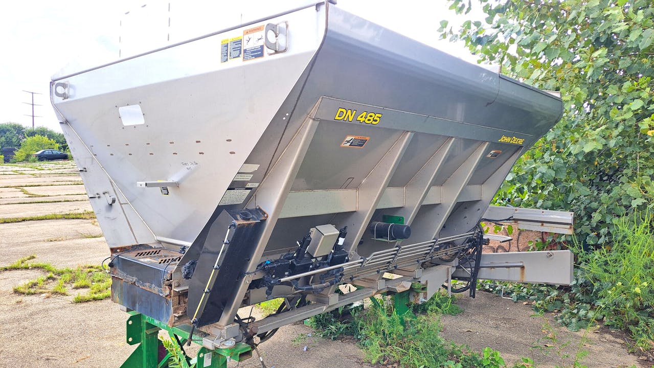 John Deere DN485