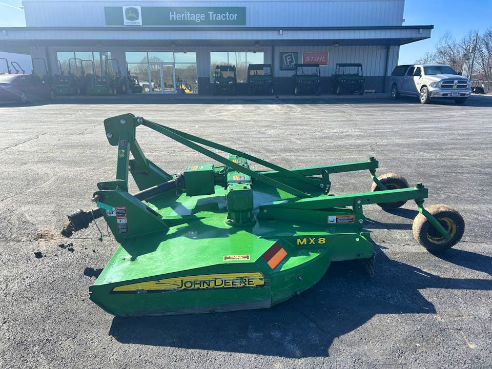 John Deere MX8