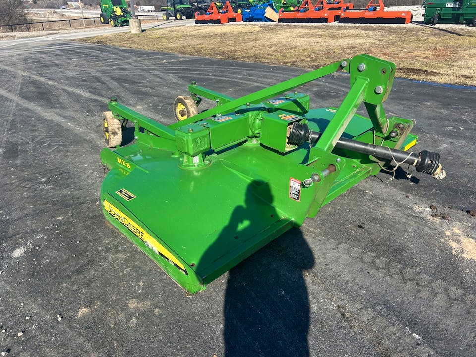 John Deere MX8