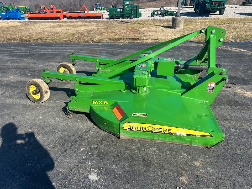John Deere MX8